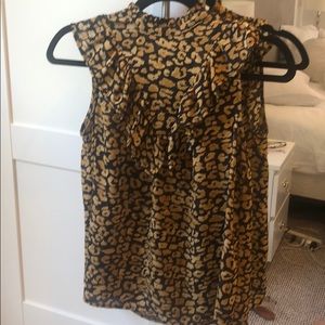 Who what wear sleeveless blouse